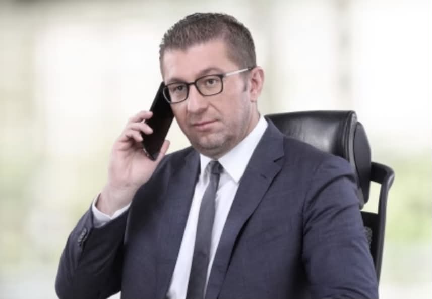 Mickoski telefonoi Srdanoviqin për fitoren e Listës Studentore
