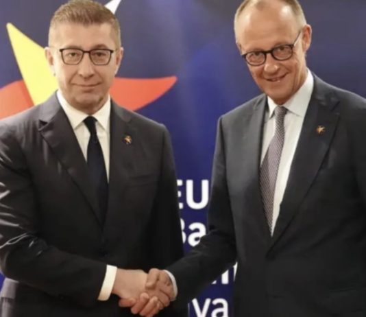 Mickoski në Mal të Zi, në tryezën rajonale për integrimin në BE