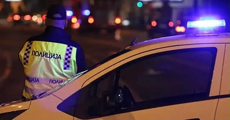 I mituri përfundon në spital pas alkoolit në një lokal në Kërçovë – policia nis hetim