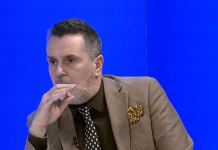 Kurtit mbrëmë i janë dhënë edhe tetë vjet pushtet, thotë Gashi