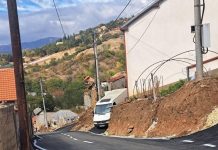 Luboten, banorët nuk presin komunën, asfaltojnë vetë rrugën e fshatit