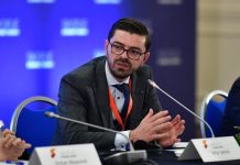 Nga mbrojtës i shqipes te kompromisi me maqedonishten: Sefer Selimi kritikon Shasivarin