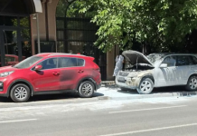 Pranon fajin i akuzuari për djegien e dy automjeteve të Ambasadës Bullgare në Shkup